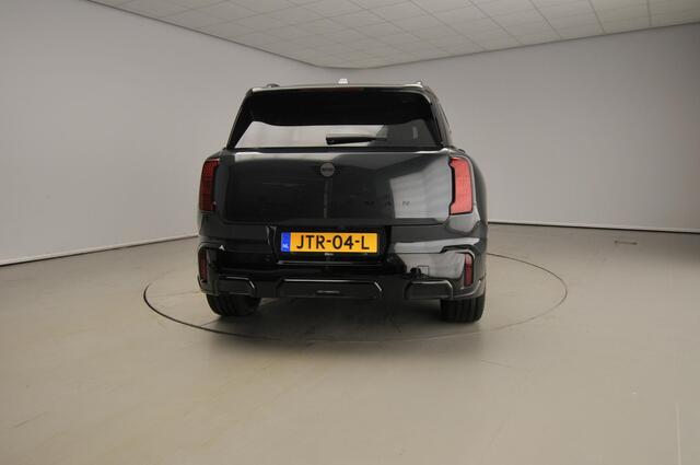 Mini COUNTRYMAN 1.5 C John Cooper Works | Stuurwielrand verwarmd | Panoramadak | Elektrisch verstelbare stoelen | Driving Assistant Professional | Stoelverwarming | Harman-Kardon |