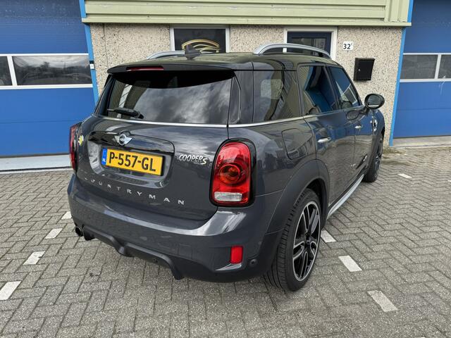 Mini COUNTRYMAN 1.5 Cooper S E ALL4 JCW JOHN COOPER WORKS