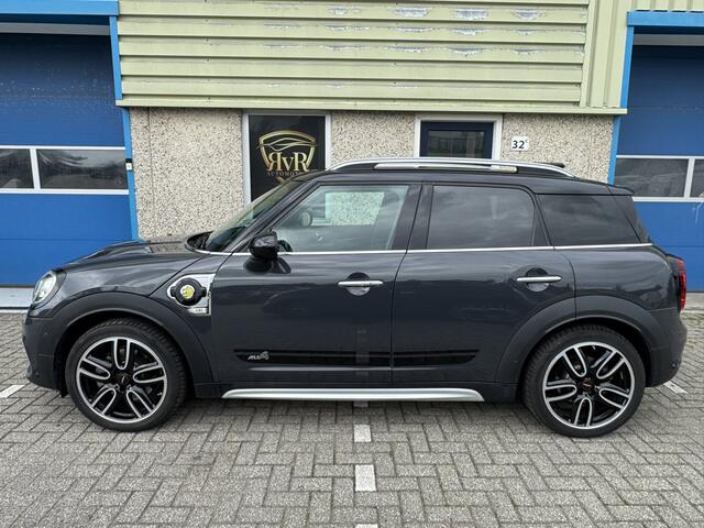 Mini COUNTRYMAN 1.5 Cooper S E ALL4 JCW JOHN COOPER WORKS