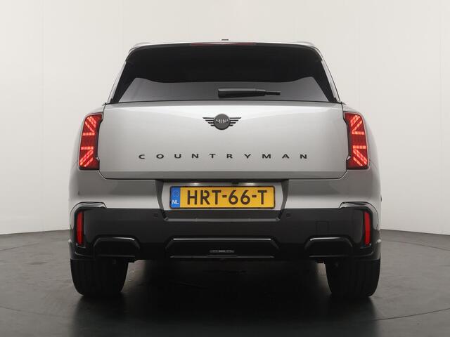 Mini COUNTRYMAN C JCW Trim | Pakket XL| Glazen Panoramadak | Trekhaak Elektrisch | Stuur & Stoelverwarming | Harman Kardon | Head-Up Display | Active Cruise Control |