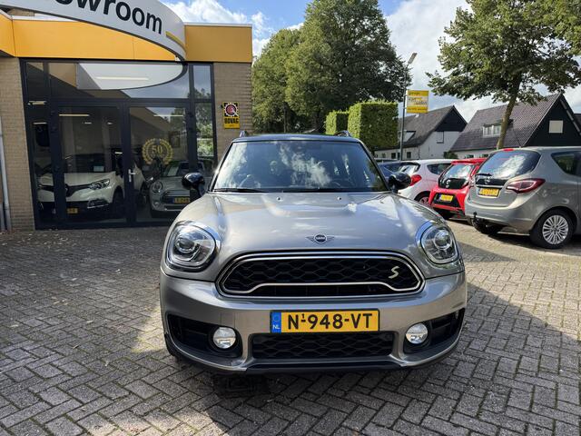Mini COUNTRYMAN 1.5 Cooper S E ALL4 Chili Climate Control Navi Carplay
