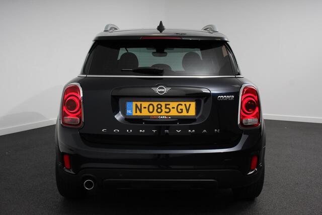 Mini COUNTRYMAN 1.5 Automaat Cooper Salt Climate Control Lederen bekleding Cruise Control Parkeersensoren V+A Getinte ramen
