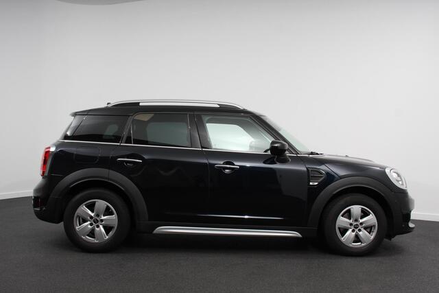 Mini COUNTRYMAN 1.5 Automaat Cooper Salt Climate Control Lederen bekleding Cruise Control Parkeersensoren V+A Getinte ramen