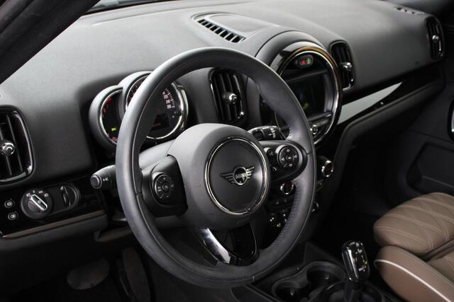 Mini COUNTRYMAN 1.5 Automaat Cooper Salt Climate Control Lederen bekleding Cruise Control Parkeersensoren V+A Getinte ramen