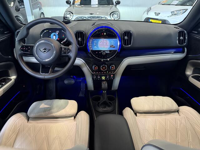 Mini COUNTRYMAN 1.5 Cooper SE ALL4 Leder/Pano/Camera/H&K