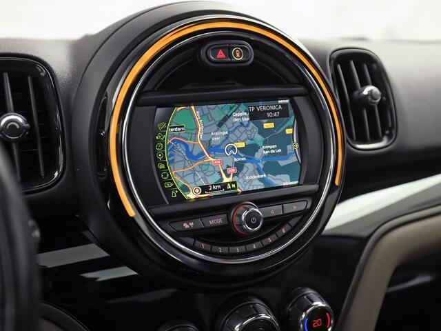 Mini COUNTRYMAN 1.5 Cooper Automaat (PANORAMADAK, NAVIGATIE, BRUIN LEDER, STOELVERWARMING, SPORTSTOELEN, GETINT GLAS, PARKEERSENSOREN, CRUISE, NIEUWSTAAT) – foto 9