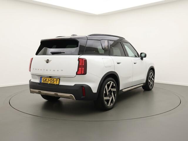 Mini COUNTRYMAN E Favoured S 66.5 kWh | Geen import | SOH 99.7% – foto 4