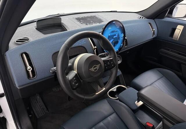 Mini COUNTRYMAN E Favoured S 66.5 kWh | Geen import | SOH 99.7% – foto 5