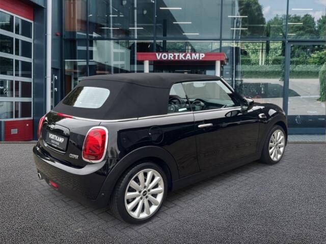 Mini Cabrio 1.5 COOPER CAMERA/DIG-DASH/LED/STOELVERW/NAVI/CARPLAY