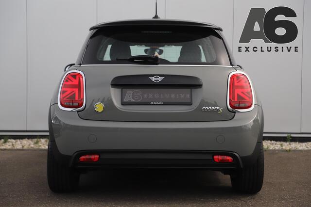 Mini Electric Mini Essential 33 kWh Automaat