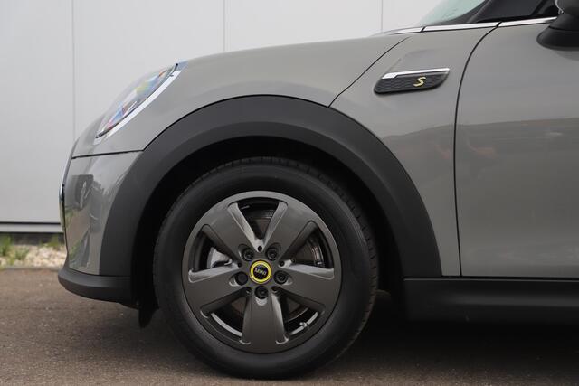 Mini Electric Mini Essential 33 kWh Automaat