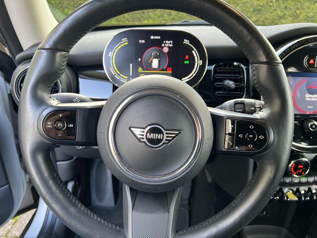 Mini Electric Mini Cooper SE Classic 33 kWh