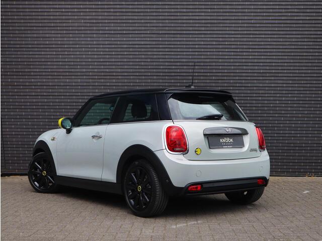 Mini Electric Essential 33 kWh
