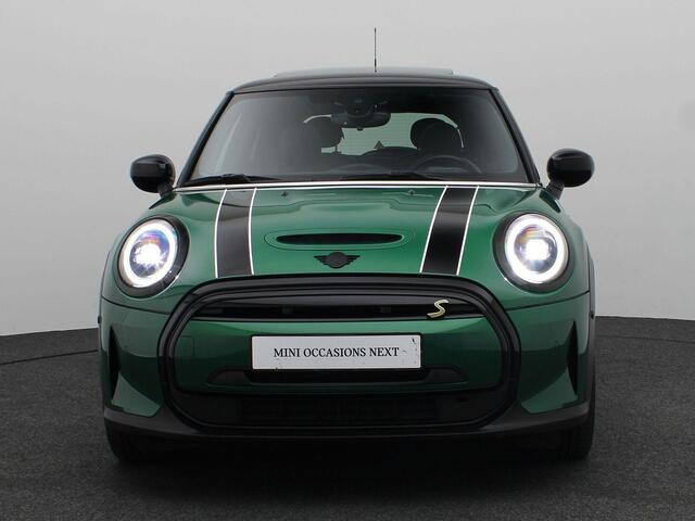 Mini Electric 3-deurs Classic Uitvoering + Comfort Plus Pakket + Achteruitrijcamera + Panoramadak + Active Cruise Control + 17''