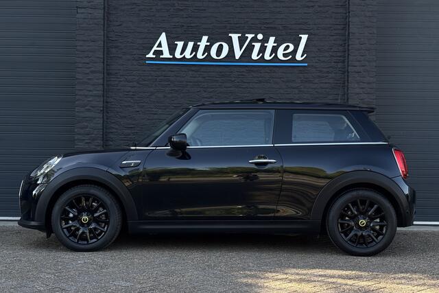 Mini Electric Cooper SE | Panodak | PDC | Camera | Sportstoelen | Sportstuur | LED