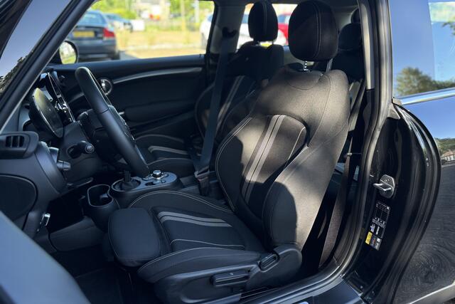 Mini Electric Cooper SE | Panodak | PDC | Camera | Sportstoelen | Sportstuur | LED