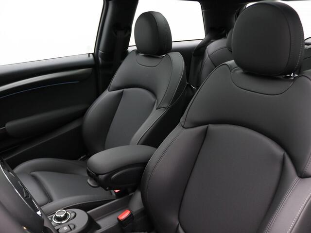 Mini Electric 3-deurs Camden + Comfort Access + Achteruitrijcamera + Panoramadak + Harman Kardon + Head-Up Display + 16''