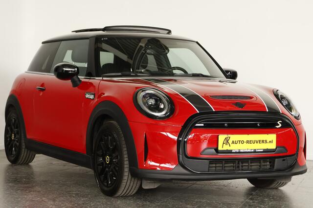 Mini Electric Cooper S 33 kWh / Opendak / Navi / CarPlay / Cam / Leder