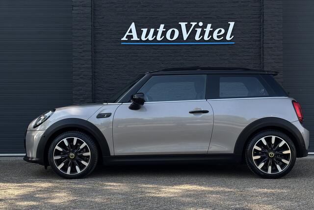 Mini Electric Cooper SE | Panodak | Harman Kardon | Dakrails | Sportleder | Camera | LED
