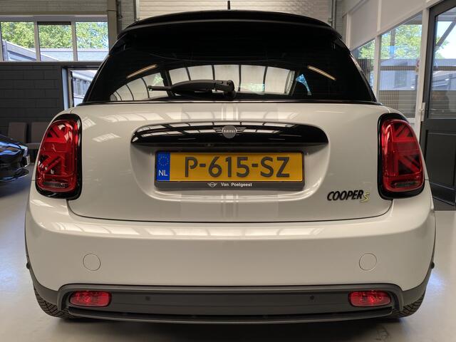 Mini Electric Mini Classic 33 kWh Pano, Headup Display, Leder