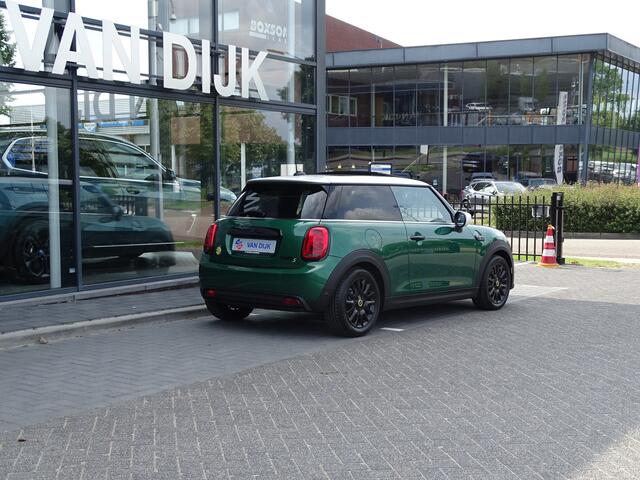 Mini Electric Mini PanoDak Head-Up Harman-Kardon Apple CarPlay LED-koplamp Driv.Ass. Camera Kunst-Leder 16" LM velgen