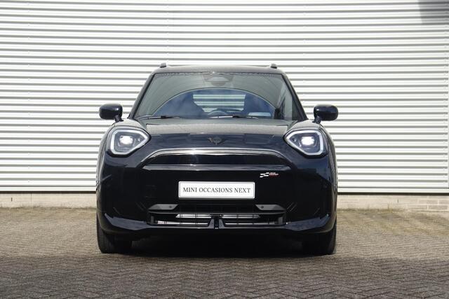 Mini Electric Aceman SE | John Cooper Works Trim + M Pakket + Panodak + Head-Up + Driving Assistant + Parking Assistant + Comfort Access + 19'' LMV