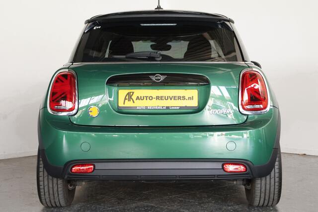 Mini Electric Cooper Collection 33 kWh / LED / Navi / CarPlay / Cruisecontrol