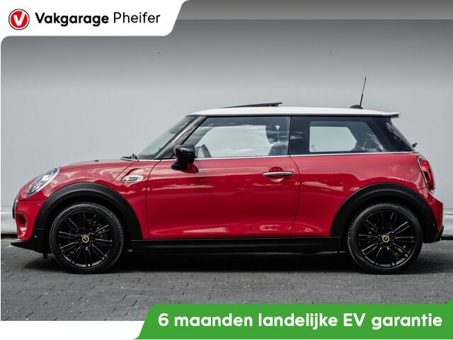Mini Electric Mini Yours 33 kWh Elek. panoramadak/ Camera/ Lederen int./ Stoelverwarming/ LED