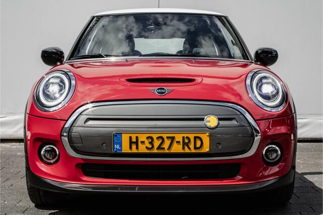 Mini Electric Mini Yours 33 kWh Elek. panoramadak/ Camera/ Lederen int./ Stoelverwarming/ LED