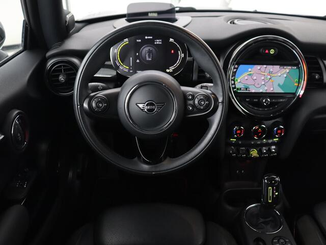 Mini Electric Mini Charged 33 kWh | Leder | Stoelverwarming | Head-Up | Harman/Kardon | Keyless | Full LED | Camera | Climate control | Cruise control