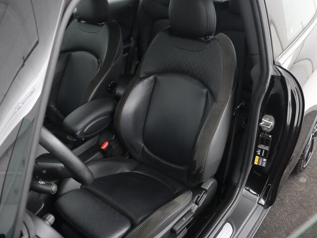 Mini Electric Mini Charged 33 kWh | Leder | Stoelverwarming | Head-Up | Harman/Kardon | Keyless | Full LED | Camera | Climate control | Cruise control