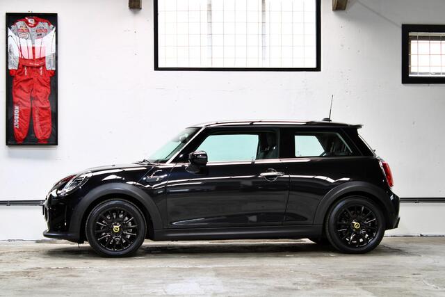 Mini Electric Mini Classic 33 kWh | Apple Carplay | LED Union Jack | Stoelverwarming | NL auto | BTW |
