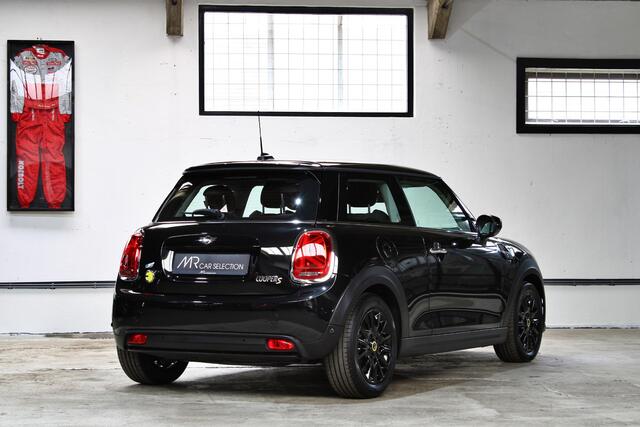 Mini Electric Mini Classic 33 kWh | Apple Carplay | LED Union Jack | Stoelverwarming | NL auto | BTW |