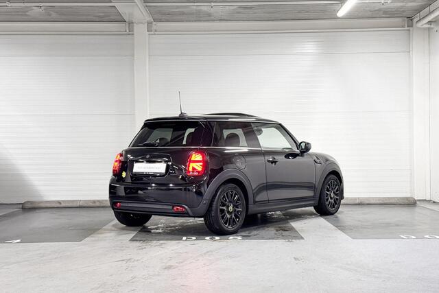 Mini Electric 3-deurs Business Edition | Stuurwielverwarming | Stoelverwarming | Apple Carplay |