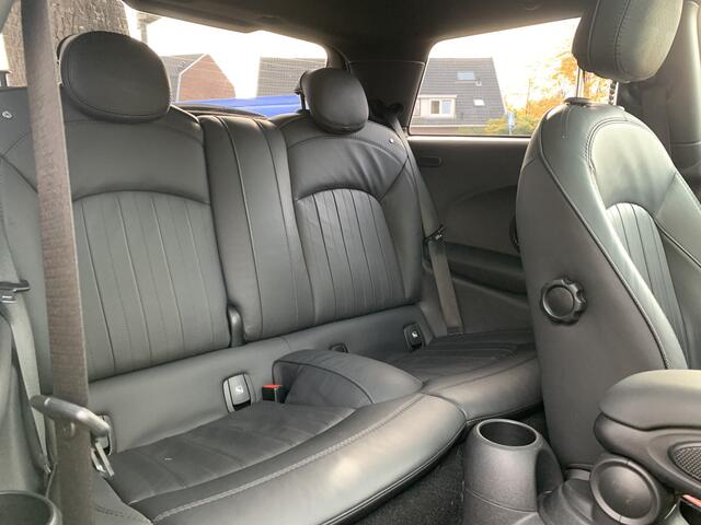 Mini Electric Mini Yours 33 kWh, Pano | Sport leder | Camera