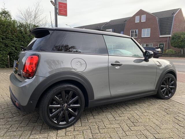 Mini Electric Mini Yours 33 kWh, Pano | Sport leder | Camera