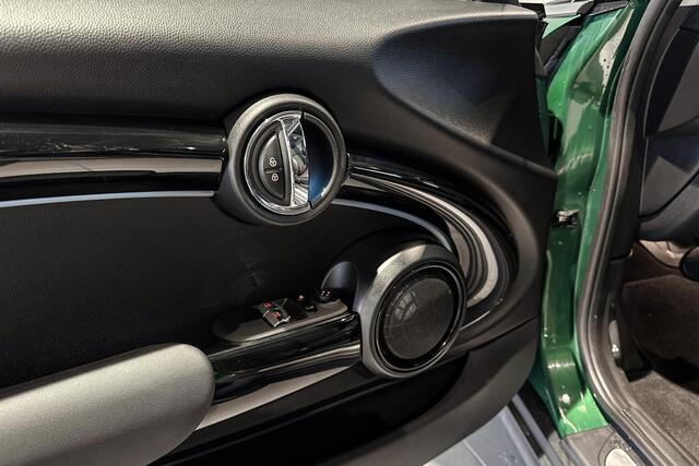 Mini Electric Essential | Harman Kardon | Comfort Access | Achteruitrijcamera |