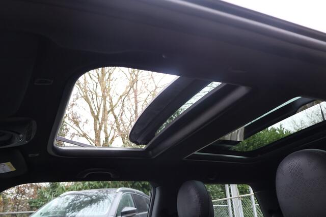 Mini Electric Mini Camden Plus Edition 33 kWh | Leder | Panoramadak | Stoelverwarming |