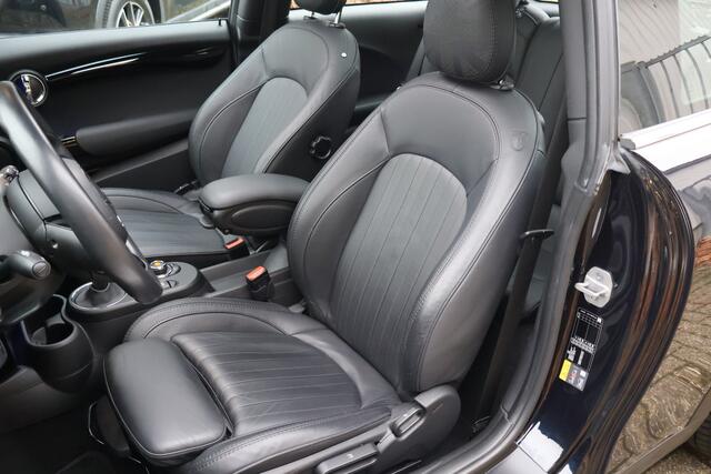 Mini Electric Mini Camden Plus Edition 33 kWh | Leder | Panoramadak | Stoelverwarming |