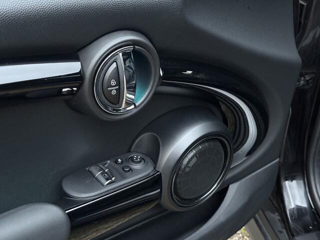 Mini Electric Yours | Panorama | Camera | Comfort Access | Harman/Kardon