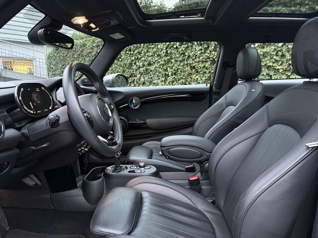 Mini Electric Yours | Panorama | Camera | Comfort Access | Harman/Kardon