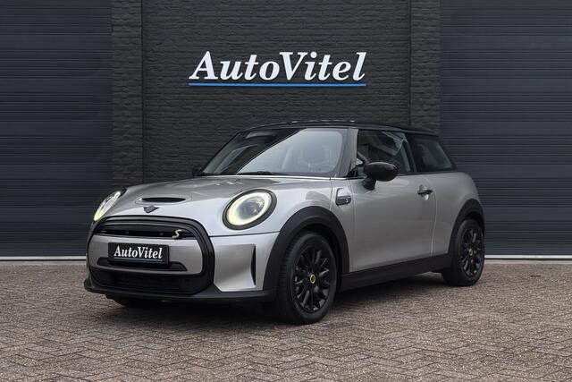 Mini Electric Cooper SE 33 kWh | Camera | Sportleder | Comfort Access | Stoelverwarming | LED