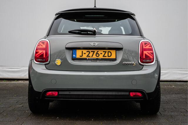 Mini Electric Mini Yours 33 kWh Panoramadak/ Leer/ Head-up/ Harman-Kardon/ Sportstoelen/ Stoelverwarming/ DAB+/ Camera