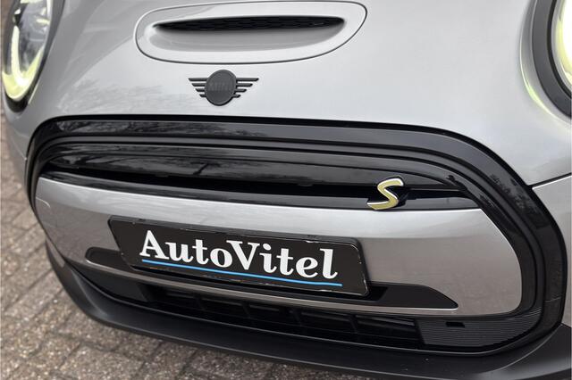 Mini Electric Cooper SE 33 kWh | Camera | Sportleder | Comfort Access | Stoelverwarming | LED