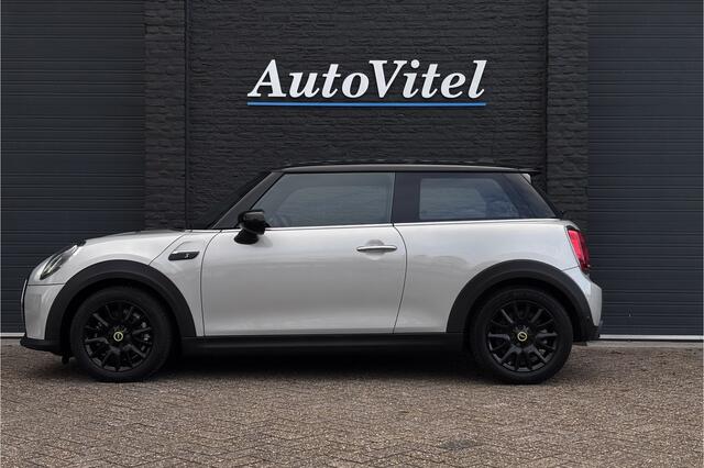 Mini Electric Cooper SE Classic 33 kWh | Sportleder | Stoelverwarming | Carplay | LED
