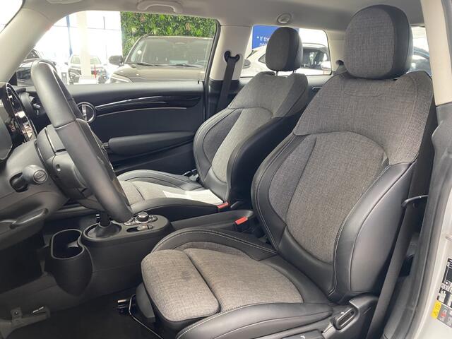 Mini Electric Mini Camden Ed. 33 kWh [ CAREPLAY I CLIMA & STOELVERWARMING]