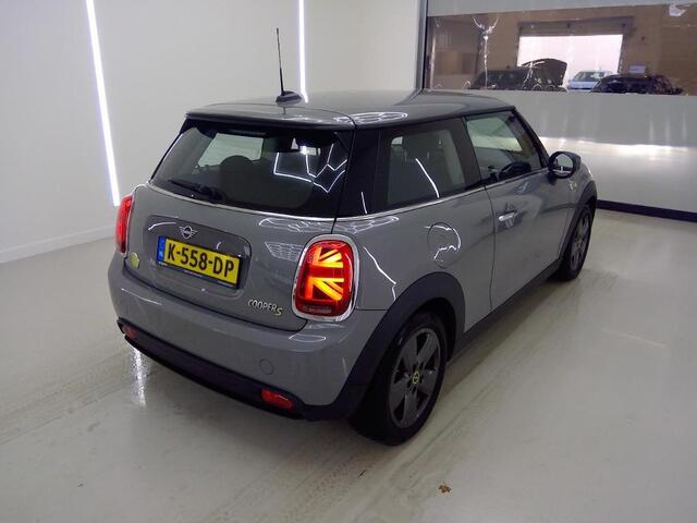 Mini Electric Mini Basic 33 kWh Navigatie Cruise Control Full Led Virtual Cockpit Lichtmetalen velgen Airco