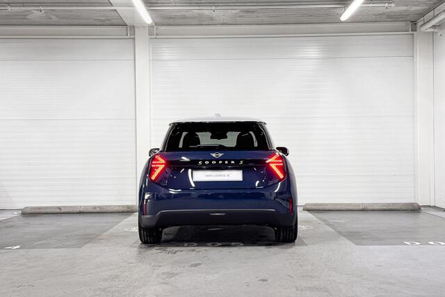 Mini Electric Cooper 3-deurs Cooper SE Favoured M 54.2 kWh