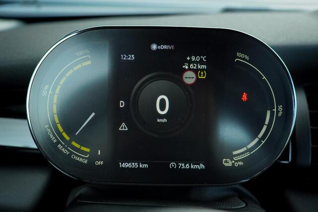 Mini Electric Mini Essential 33 kWh / Sportstoel / Camera / Navi / Stoelverwarming / Incl BTW