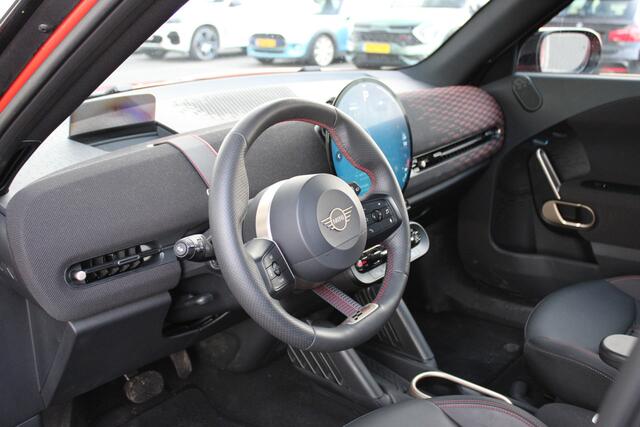 Mini Electric Aceman SE / John Cooper Works / Pakket M / 18" JCW Slide Spoke black